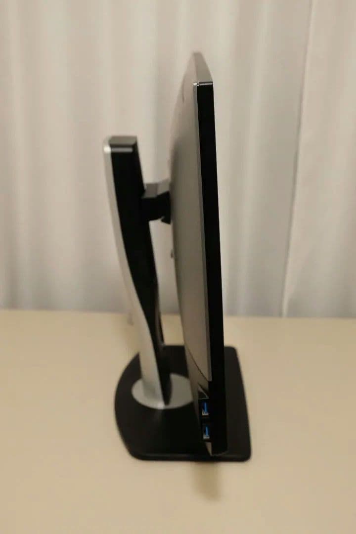 Dell 25インチ WQHD モニター U2518D