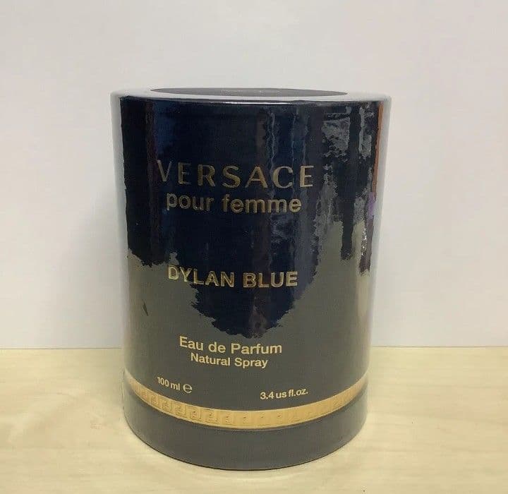 新品未使用ヴェルサーチェディランブルーフェム　オーデパルファム　100ml