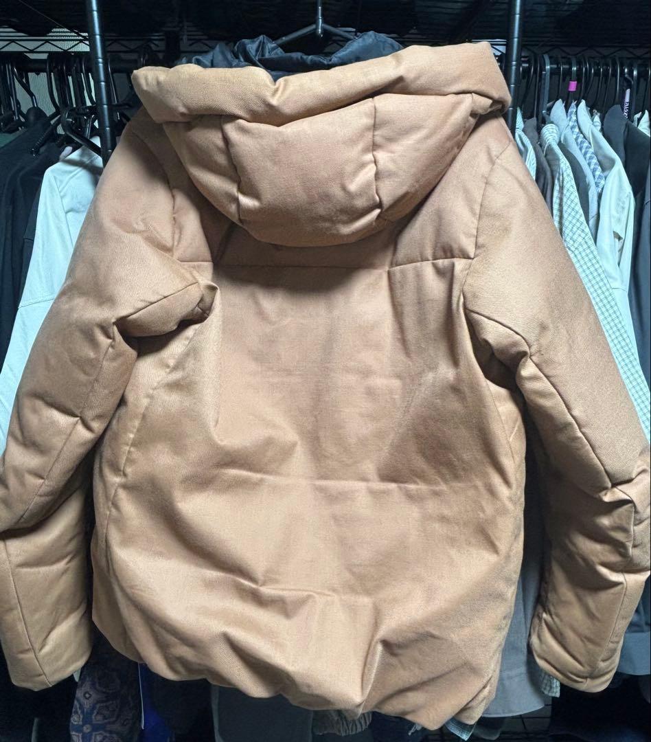 ブラウン ダウンジャケット フード付き