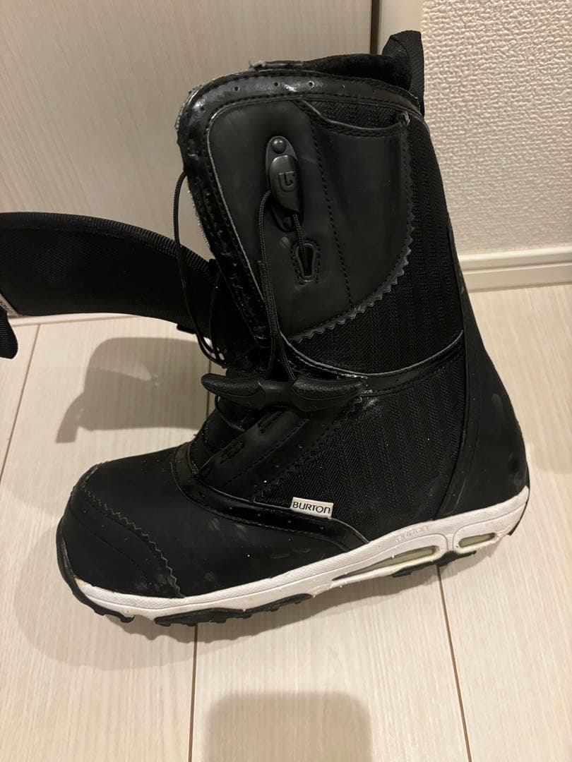 Burton Emerald-Asan Fit スノーボードブーツ　ブラック