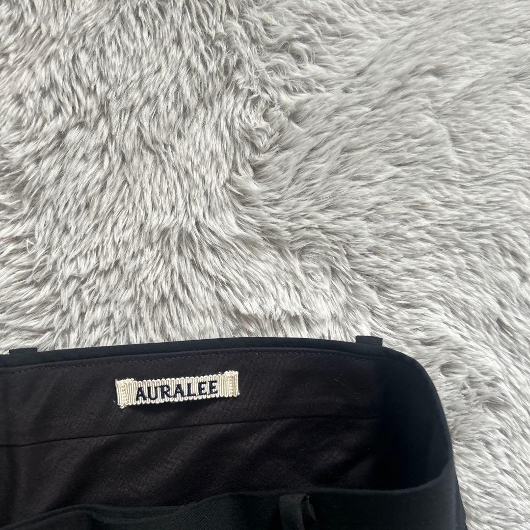 パンツ SUPER FINE TROPICAL WOOL TWO TUCK SLACKS