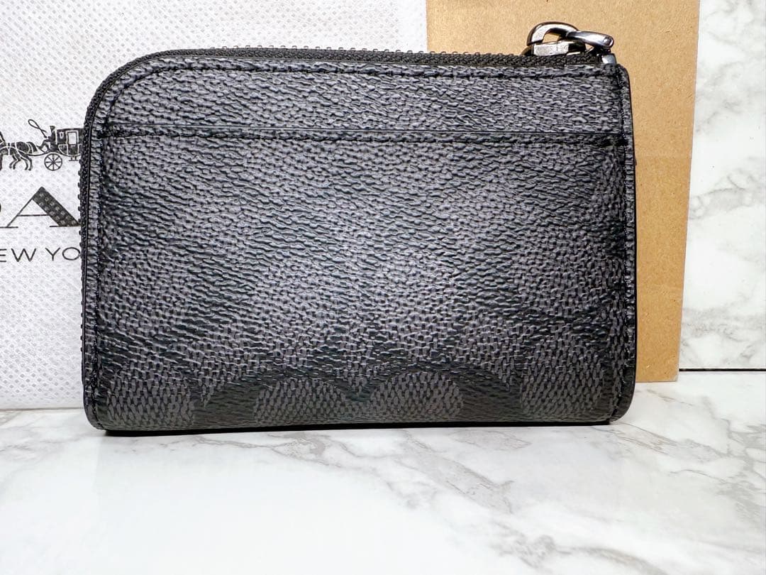 新品、未使用品。COACH ブラック レザー キーケース