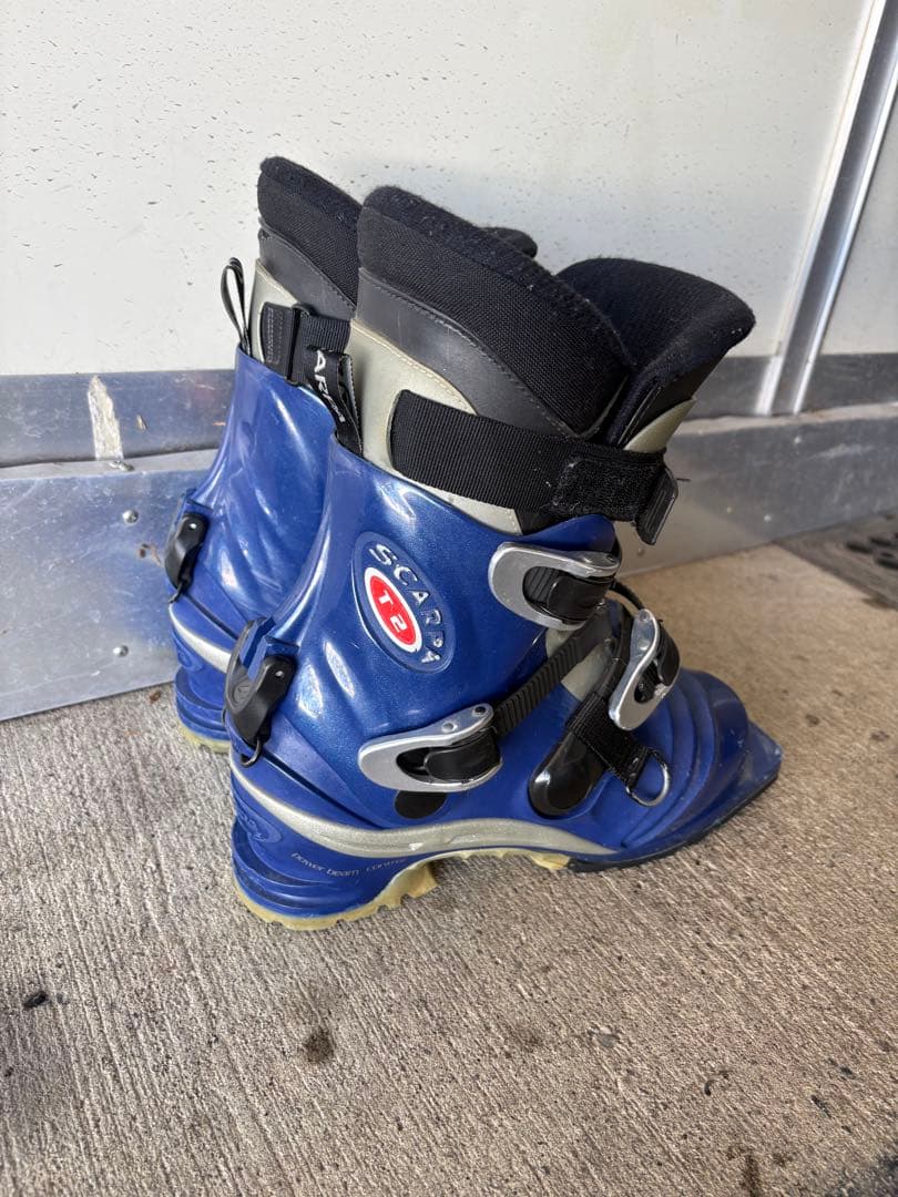 SCARPA スキー用ブーツ 青