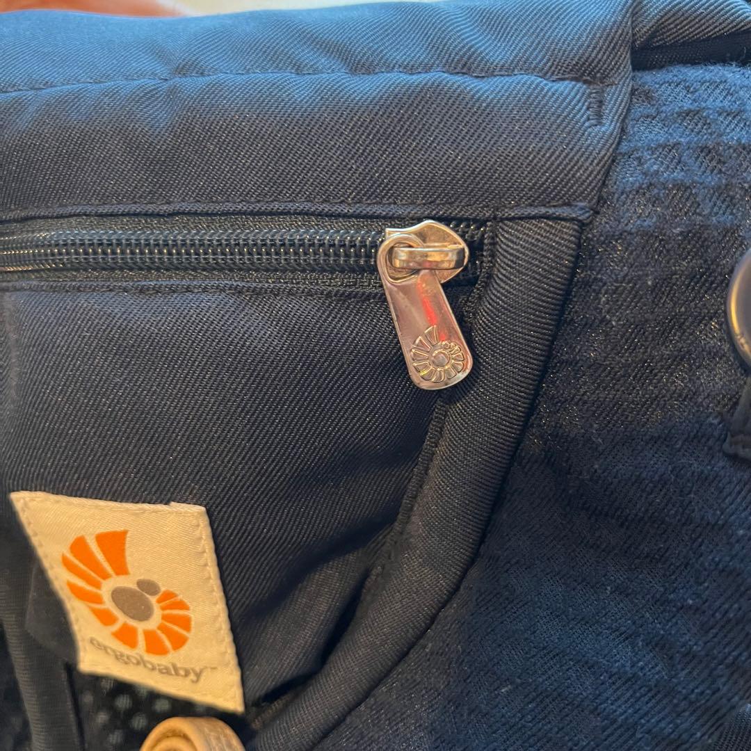 Ergobaby OMNI Breeze オムニ ブリーズ　抱っこ紐　ネイビー