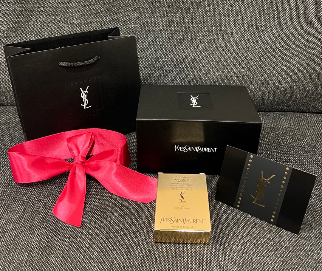 ⭐️新品未開封⭐️YSL クチュール ミニ クラッチ アイシャドウパレット 825
