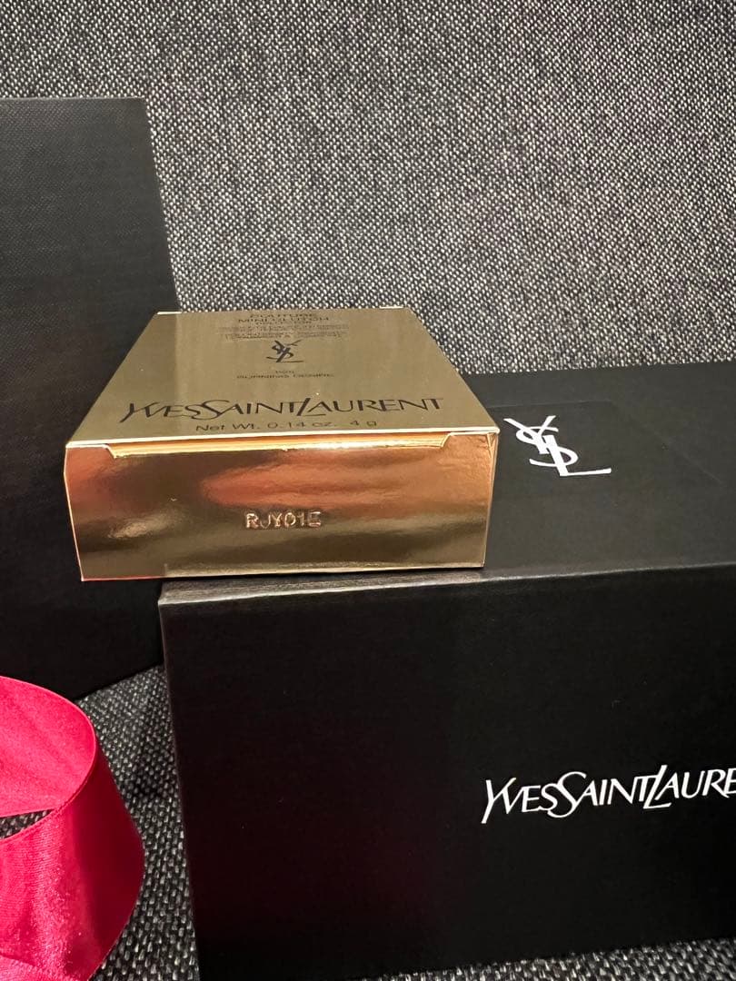 ⭐️新品未開封⭐️YSL クチュール ミニ クラッチ アイシャドウパレット 825