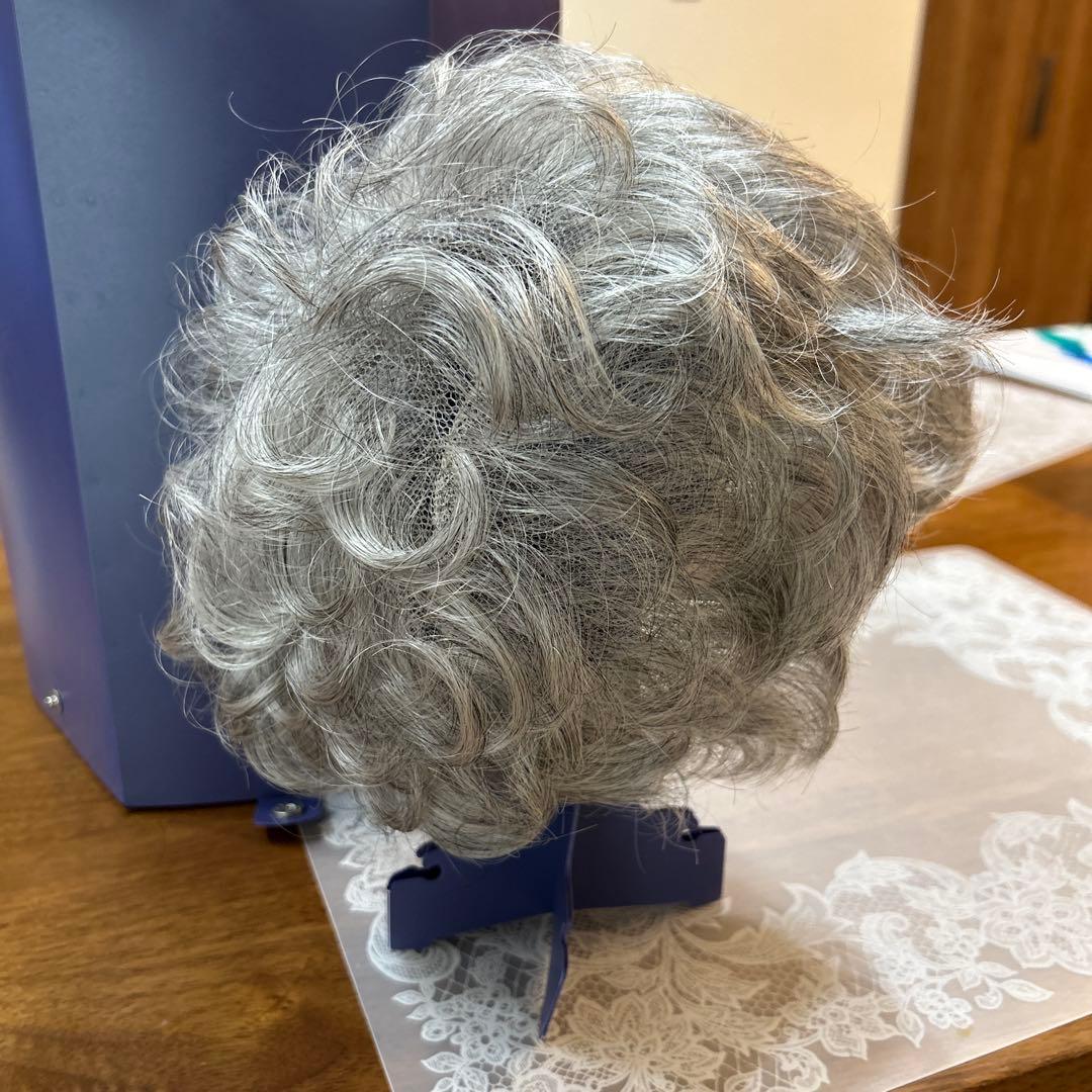 【美品/値下げ】FONTAINE フォンテーヌ グレー ショートカールウィッグ