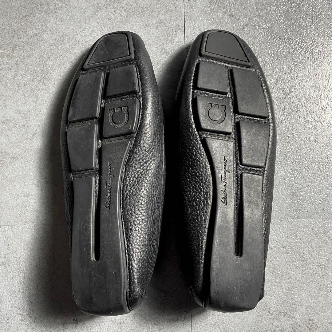 美品✨ フェラガモ ローファー ガンチーニ シボ革 シルバー金具 ブラック