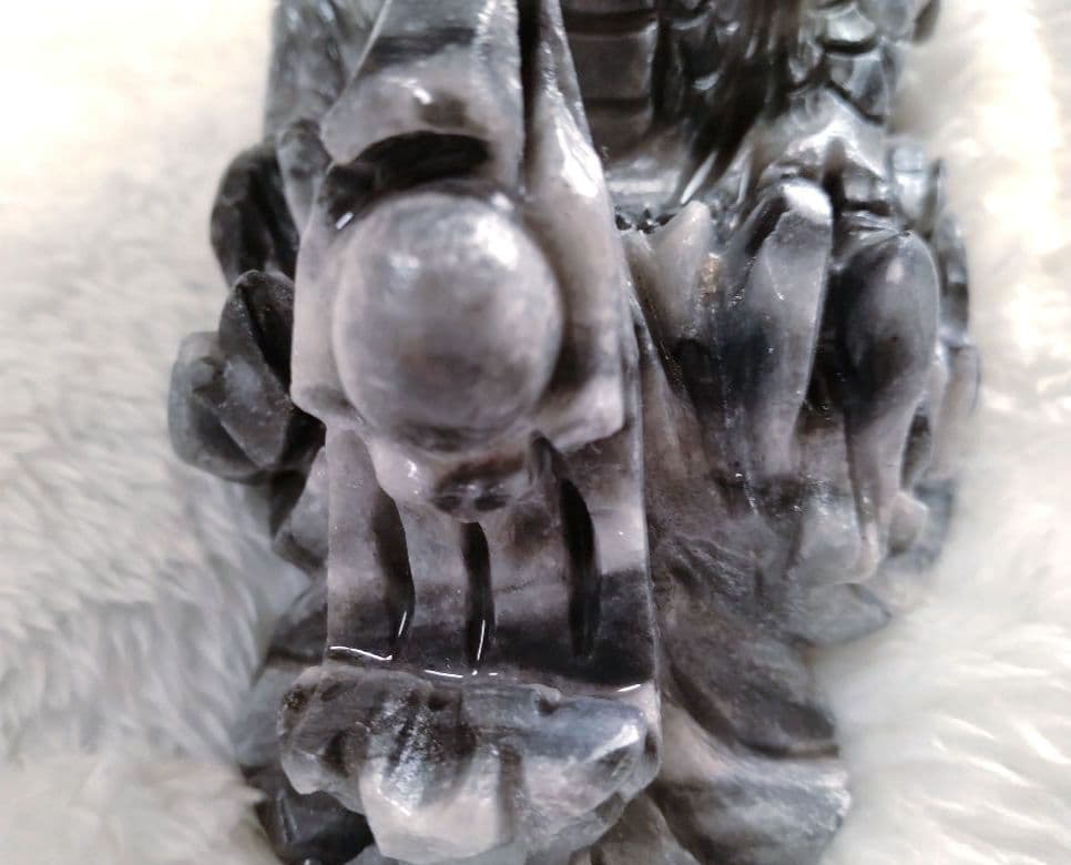 大理石ドラゴンの彫刻置物