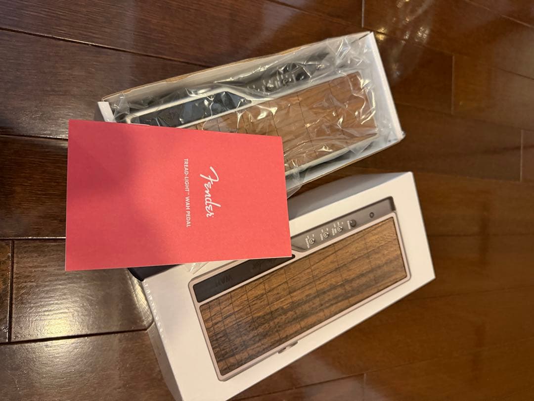 ギター Fender TREAD LIGHT WAH PEDAL