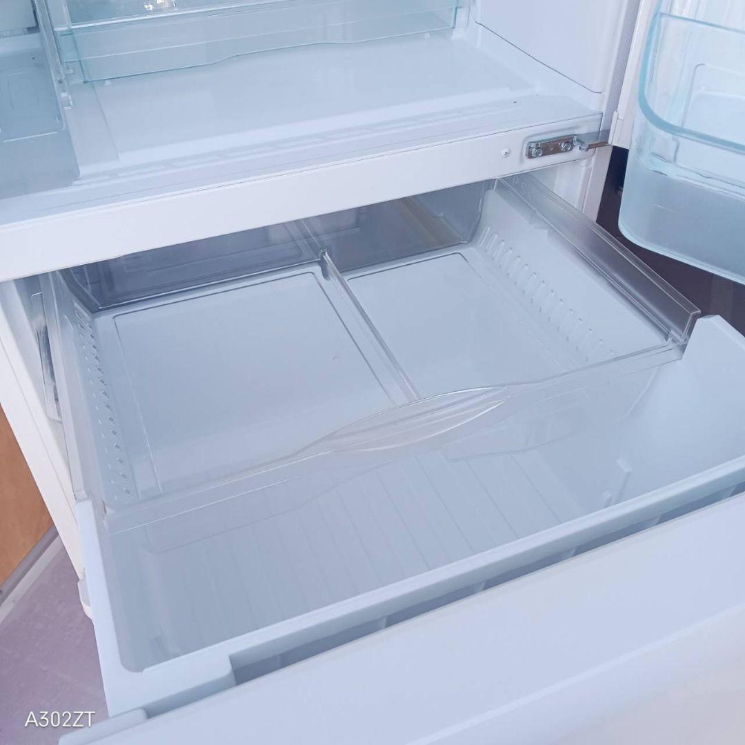 D084 送料設置無料 Panasonic　訳あり特価品大型冷蔵庫　335L