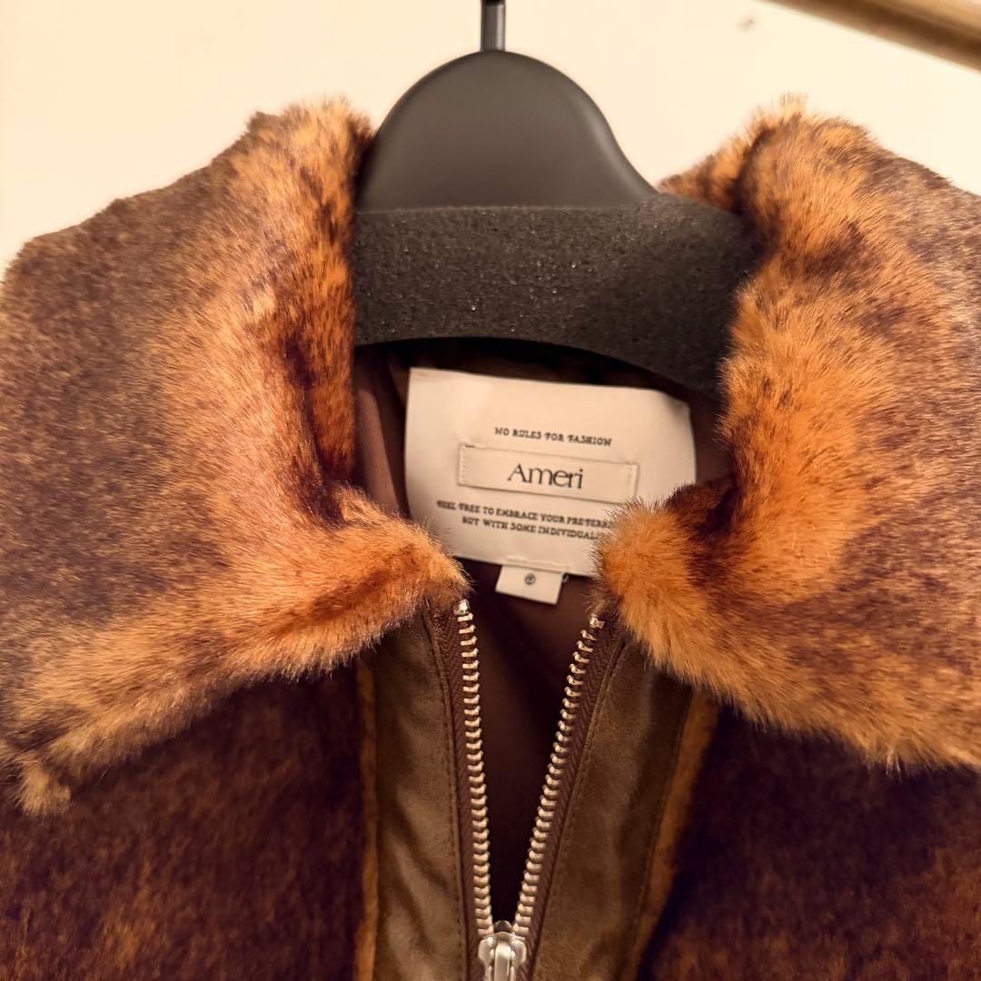 新品 Ameri DESSERT CUP FUR BLOUSON