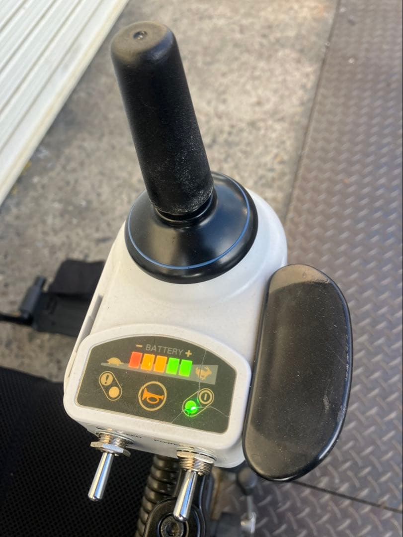 YAMAHA電動車椅子　24インチ　介護コントローラー