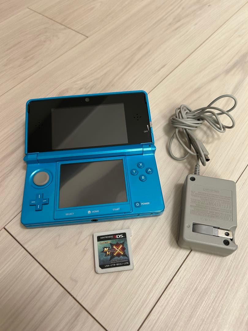 【値下げしました】Nintendo 3DS本体 モンスターハンターX(クロス)