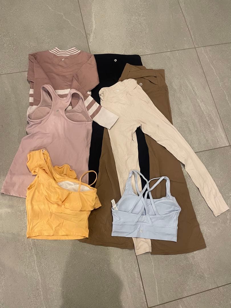 ヨガウェアセット（タンクトップ・レギンス） まとめ売り