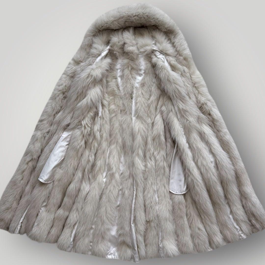 美品 ブルーフォックス フード ロングコート 毛皮 ベルト トレンチ ホワイト