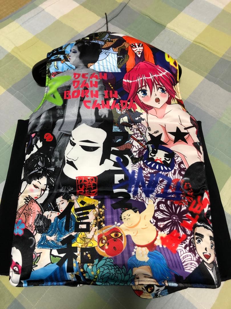 DSQUARED2 ディースクエアード　レア ダウンベスト