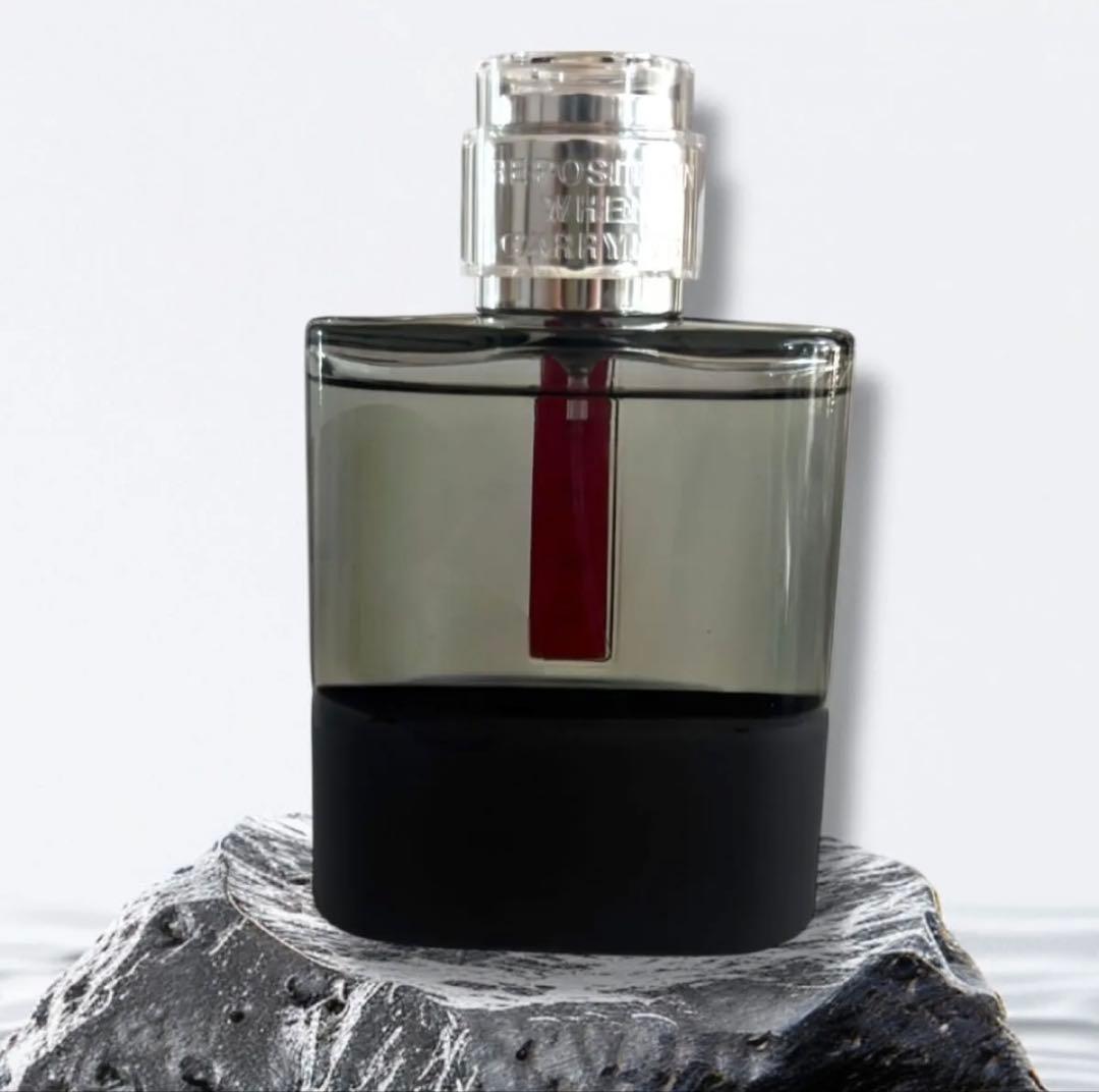 プラダ ルナロッサ カーボン オーデトワレ　100ml