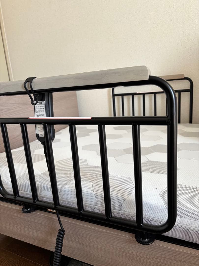 ニトリ　電動シングルベッド(ライズ3 3M-C LBR) 定価20万