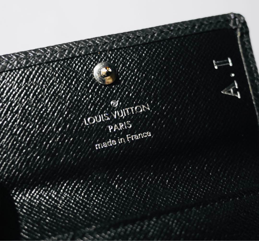 Louis Vuitton ブラック エピレザー キーケース