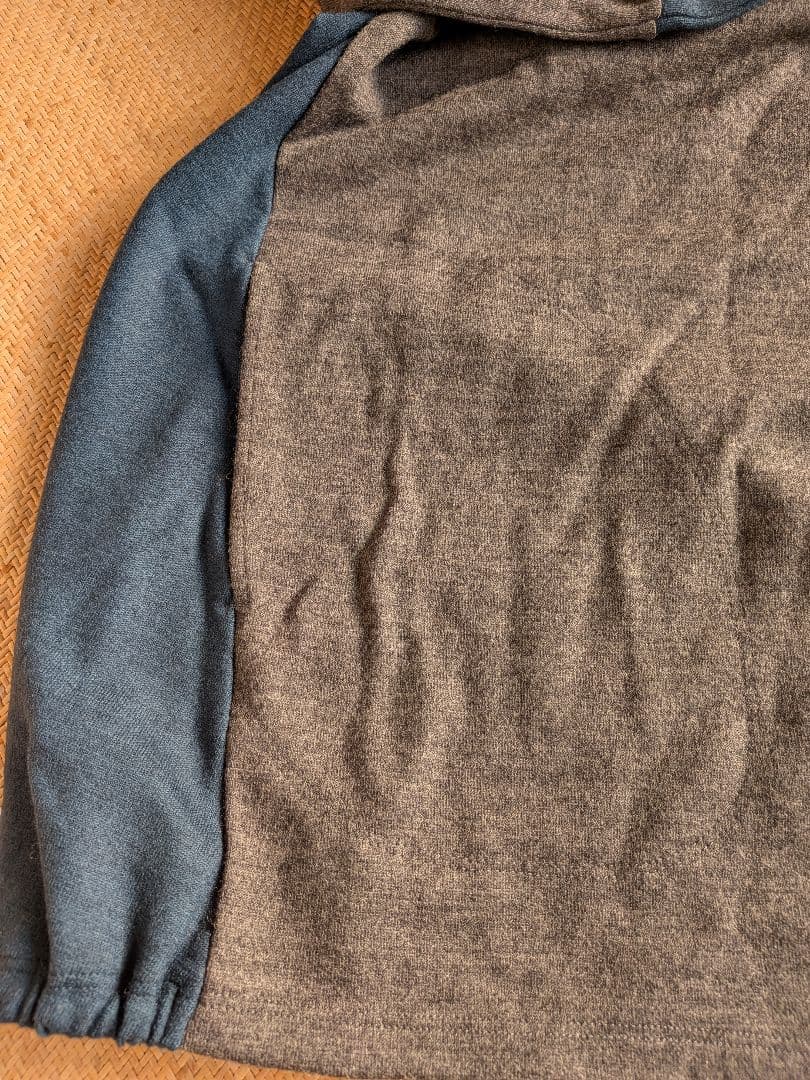 群言堂登美グレーと青のタートルネック長袖チュニック