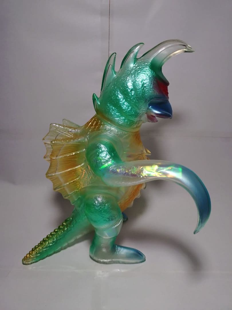 ブルマァク復刻 ガイガン オーロラ ソフビ GIGAN