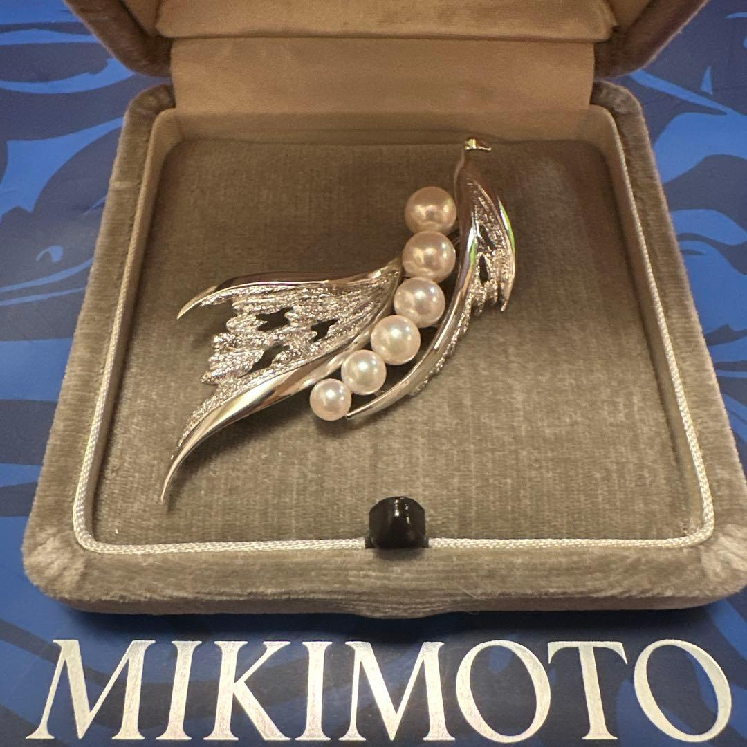 MIKIMOTO ミキモトシルバーパールブローチ ☆アコヤ真珠６珠☆