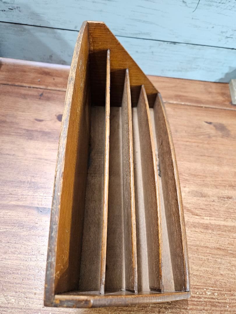 フランスヴィンテージ 木製のレターラック スタンド 手紙 書類立て 卓上 書斎