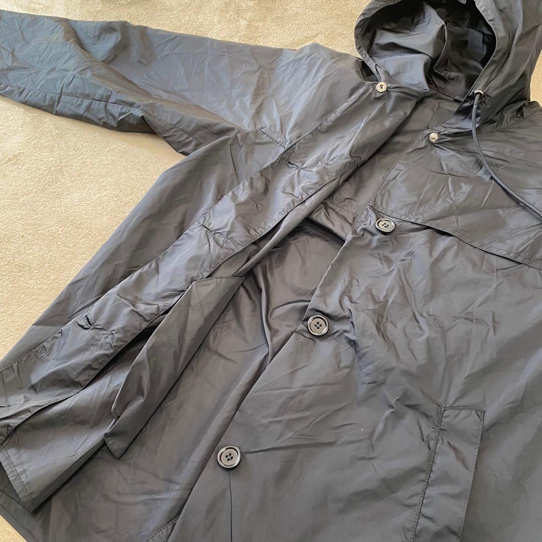 【美品】PRADA プラダ フーデッドナイロンジャケット ポケッタブル 収納可能