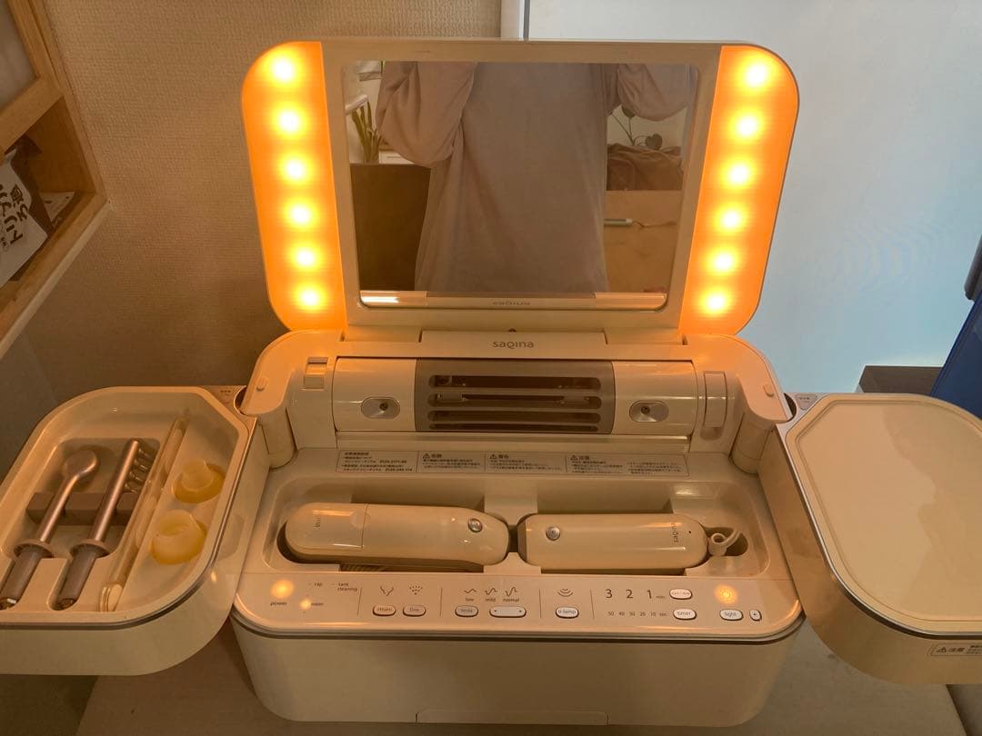 サキナ　美顔器　ビジュー