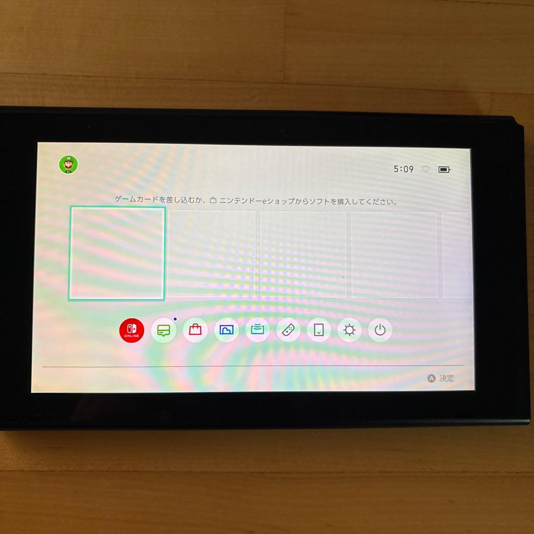 Nintendo Switch 本体 初代モデル (裏蓋が非純正、横ネジ頭潰れ)