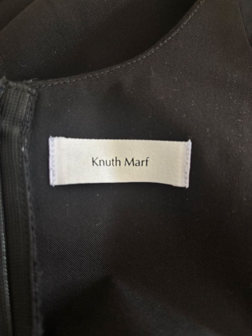 お*ゅ様 Knuth Marf offshoulder design one p