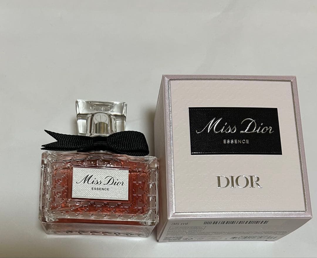 ミスディオール　エッセンスパルファン　ジャドール　サンプル　ホリデーポーチ　4点