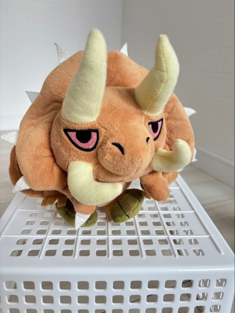 【絶版】ディアブロス モンスターぬいぐるみ 「モンスターハンター：ワールド」
