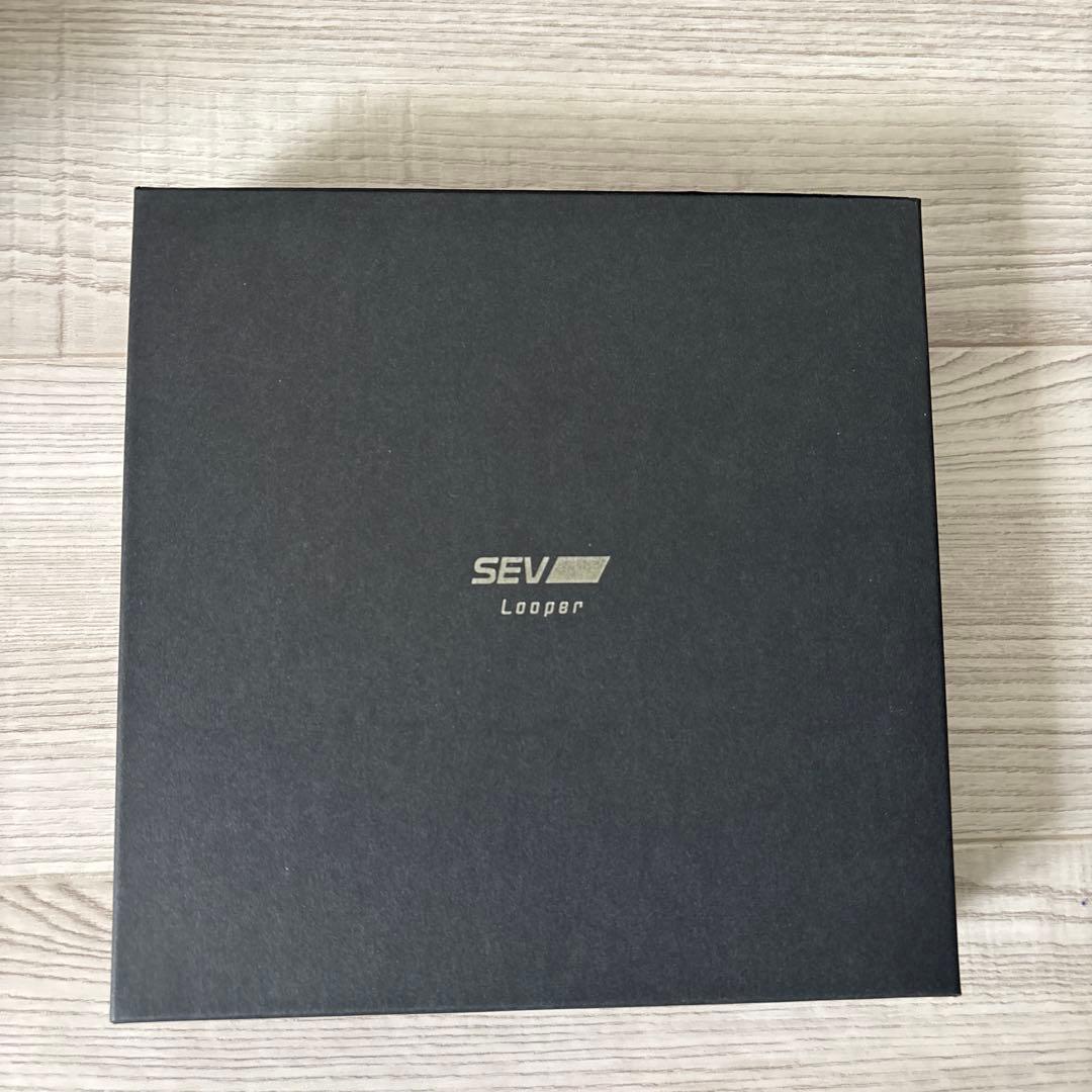 SEV Looper 3連ネックレス