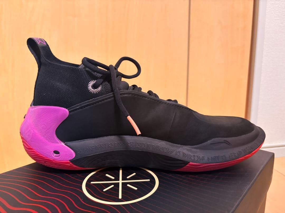 再値下げ！　Way of Wade 11 「朝焼け」　US9.5（CN27cm）