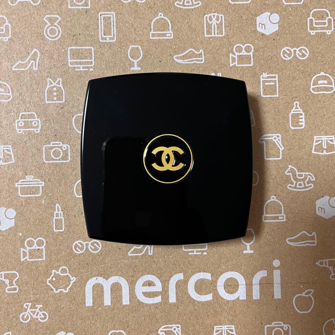 CHANEL レ キャトル オンブル No5 アイシャドウ