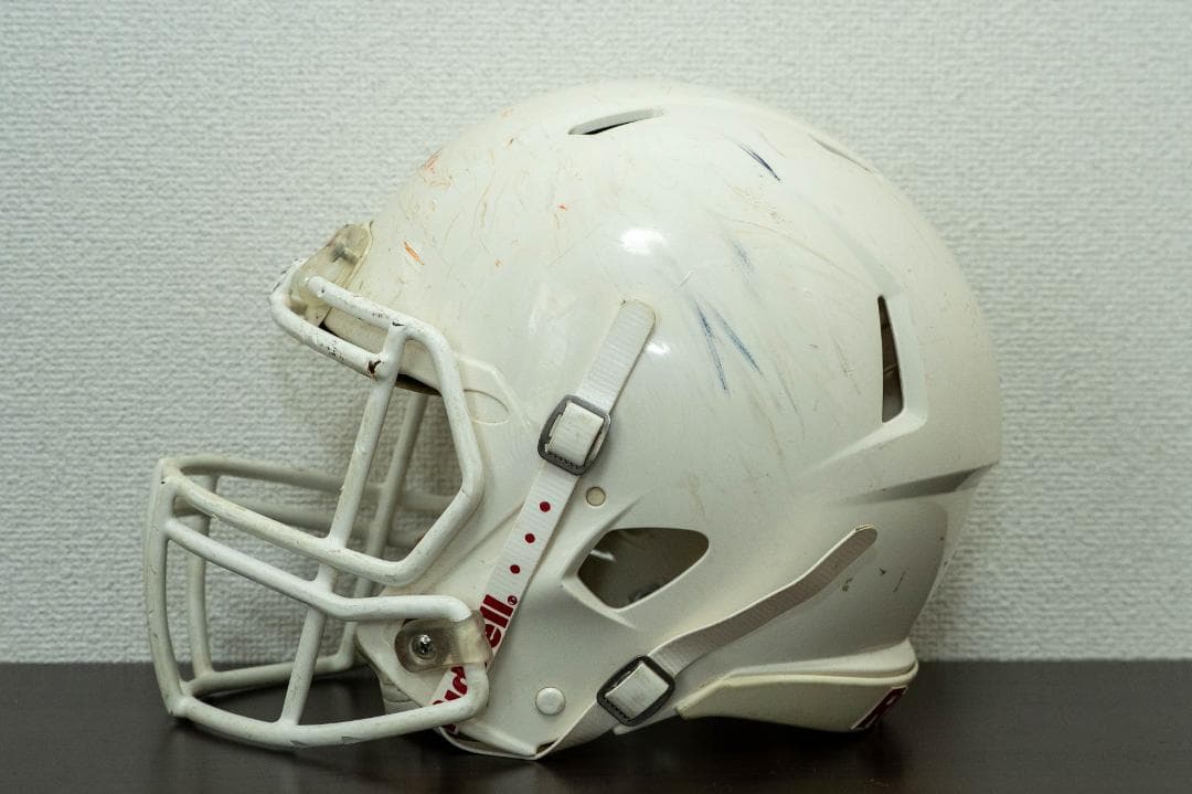 Riddell ホワイトアメリカンフットボール ヘルメットMサイズ