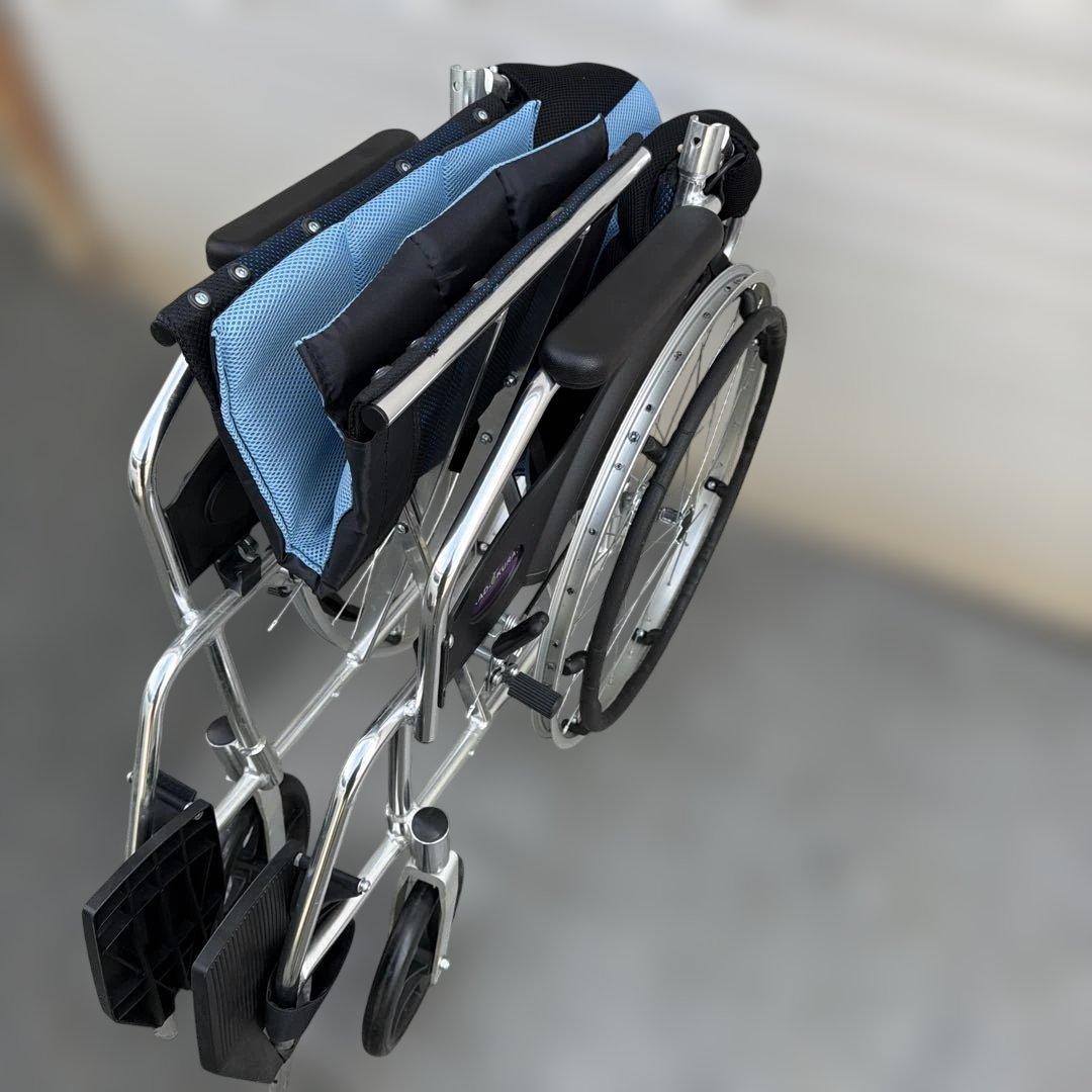 KADOKURA 介助用車椅子 タイヤ修理前提品【A-266】