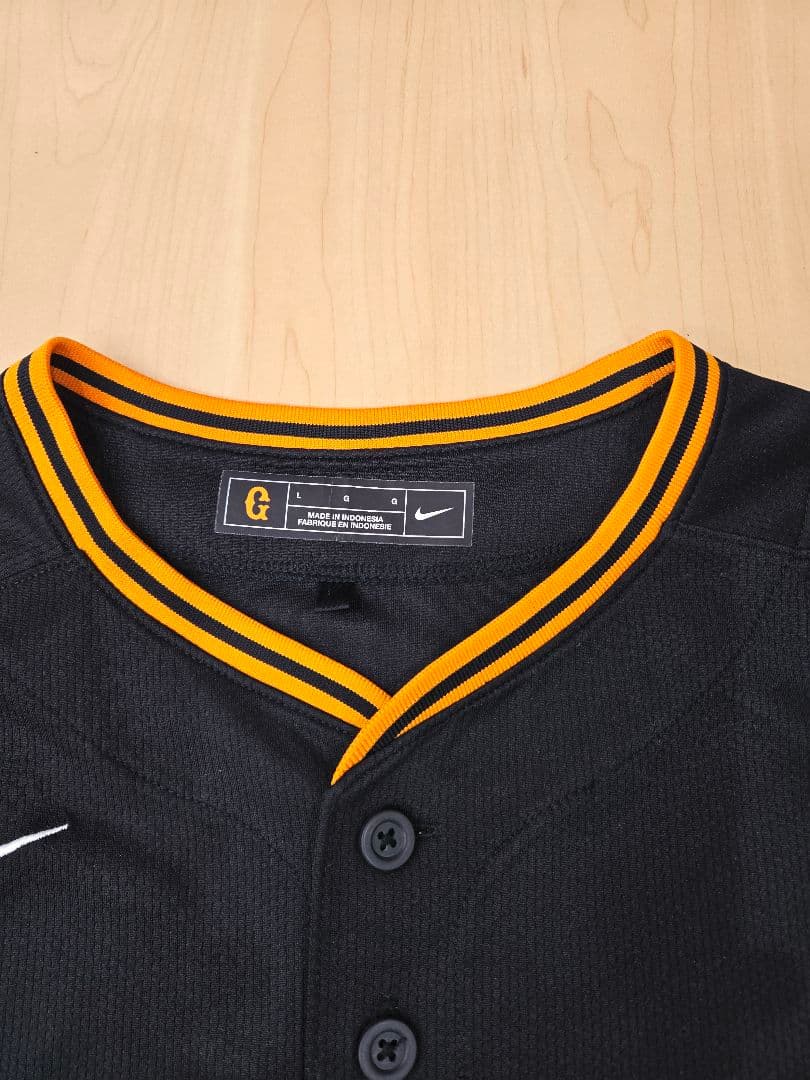 読売ジャイアンツ　岡本和真 2025モデルユニフォームNIKE Lサイズ