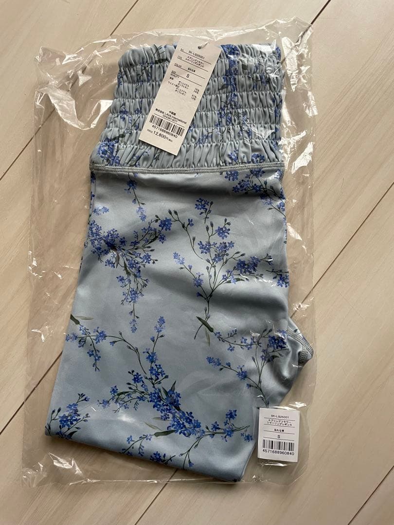 【新品未使用】SUKALA スプリングフラワーシャーリングレギンス S