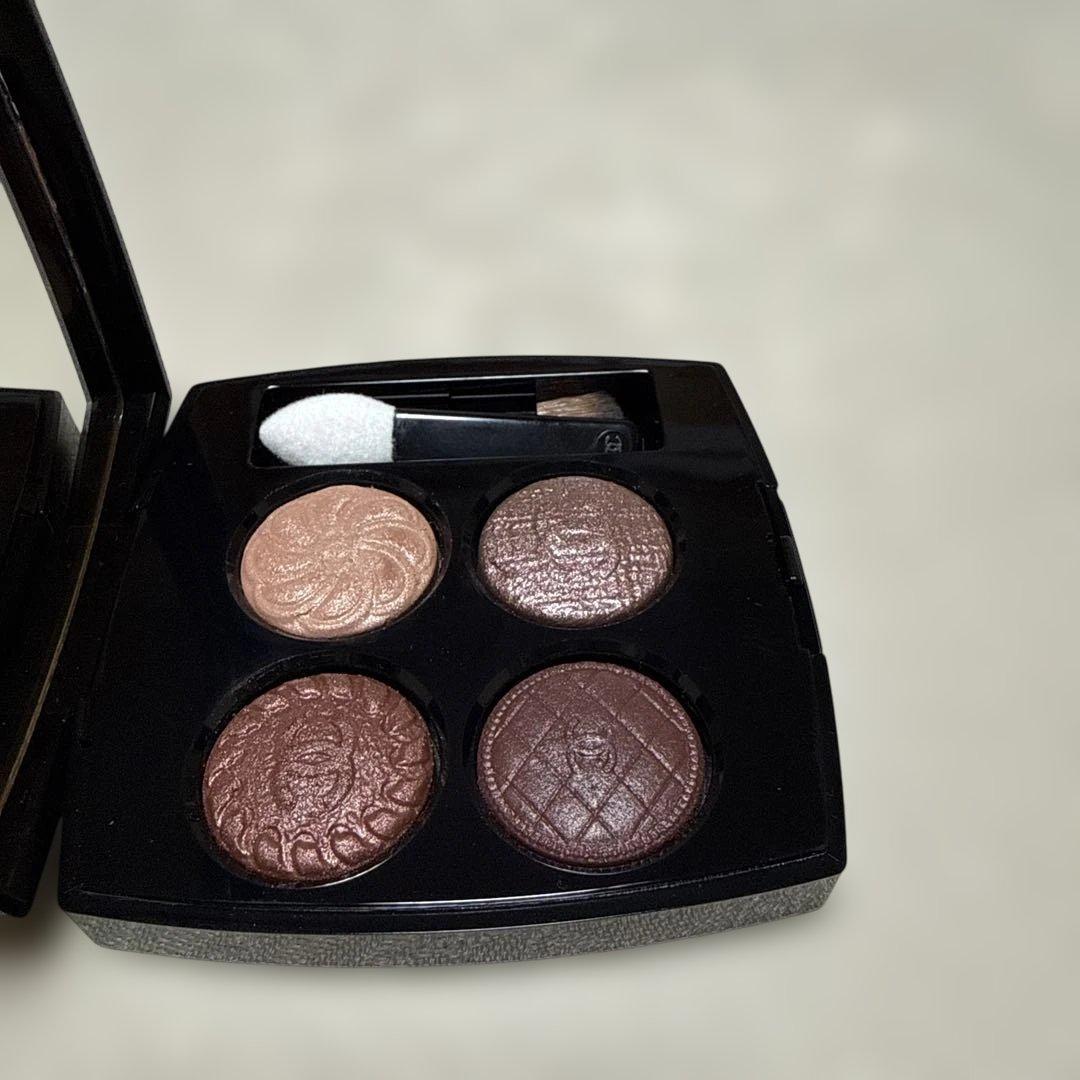 【限定色】CHANEL レキャトルオンブルブトン219