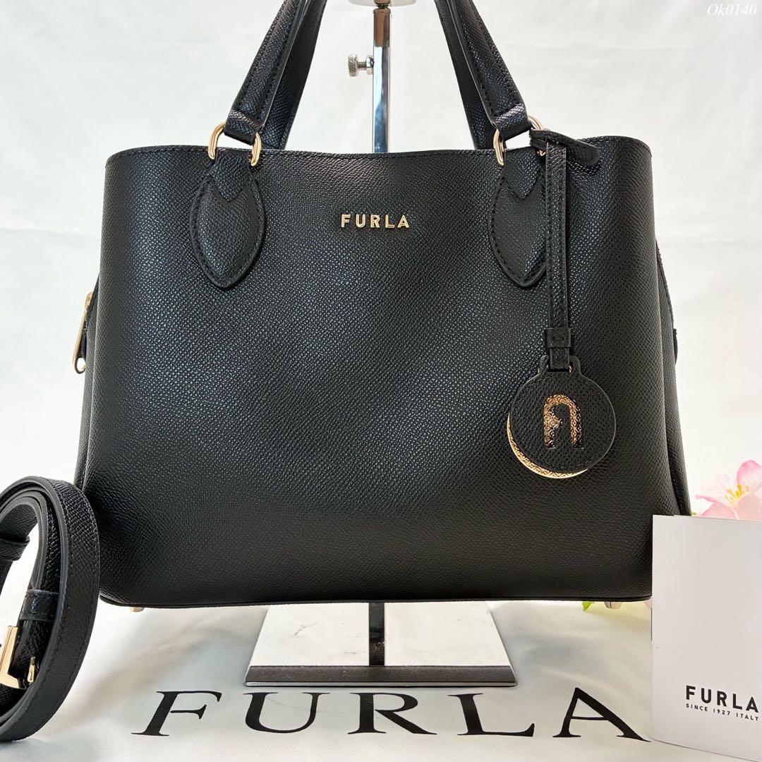 【未使用級/カード付】フルラ ミネルヴァ 2way ハンドバッグ レザー 黒