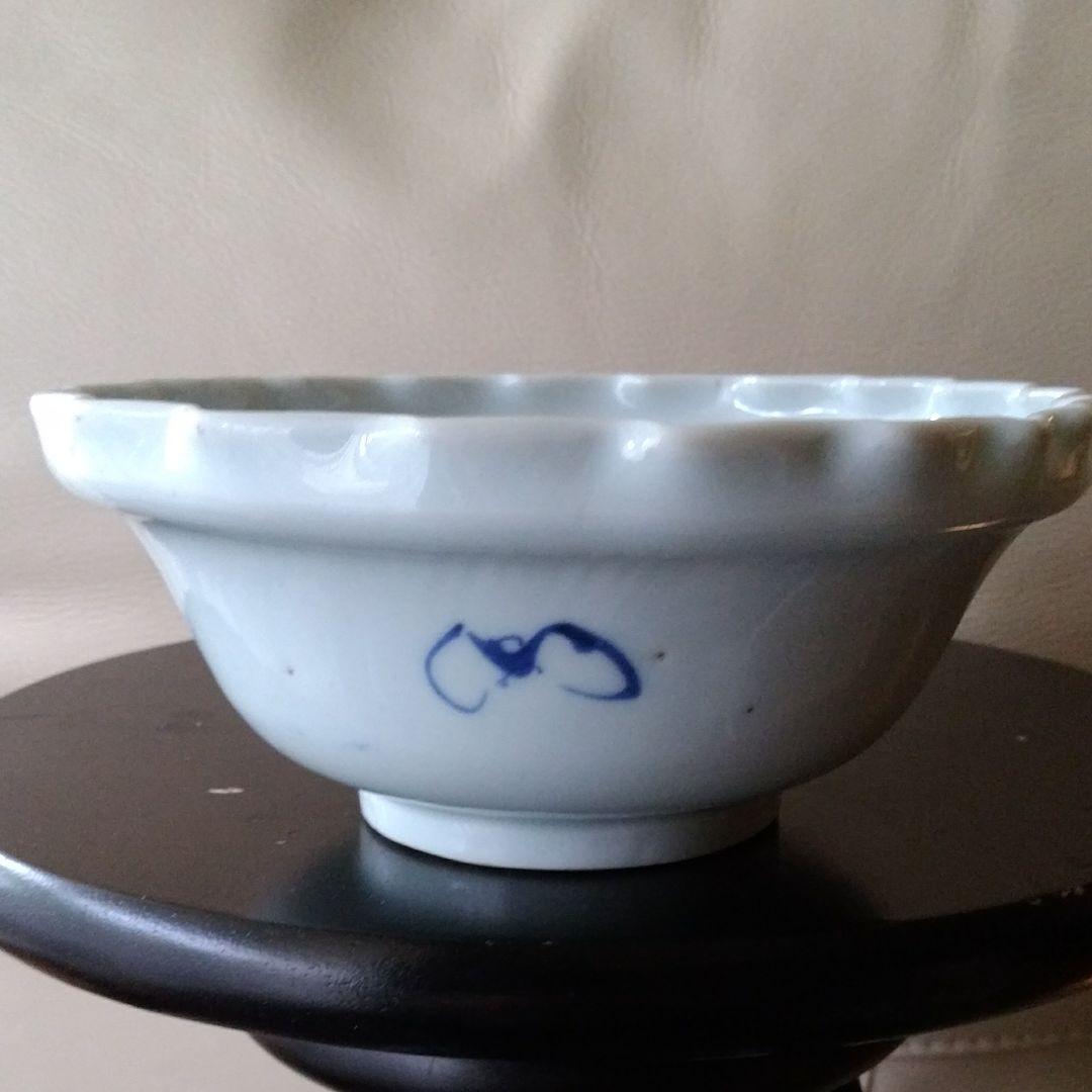 入江松桟橋図染付輪花深鉢　四季の薫