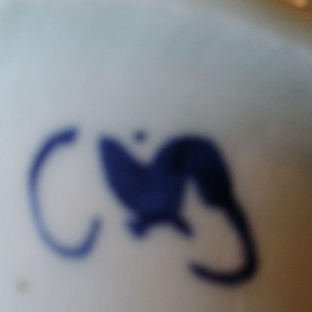 入江松桟橋図染付輪花深鉢　四季の薫