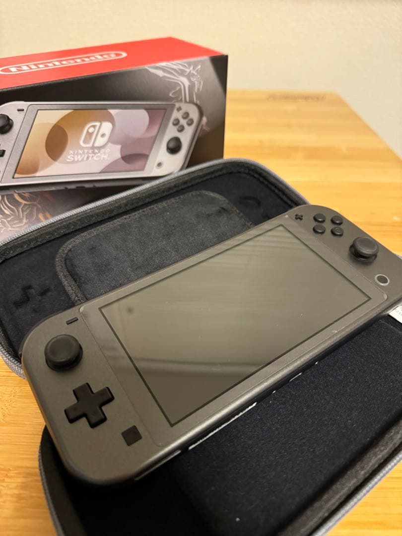 Nintendo Switch Lite グレー ポケモンデザイン ケース付き