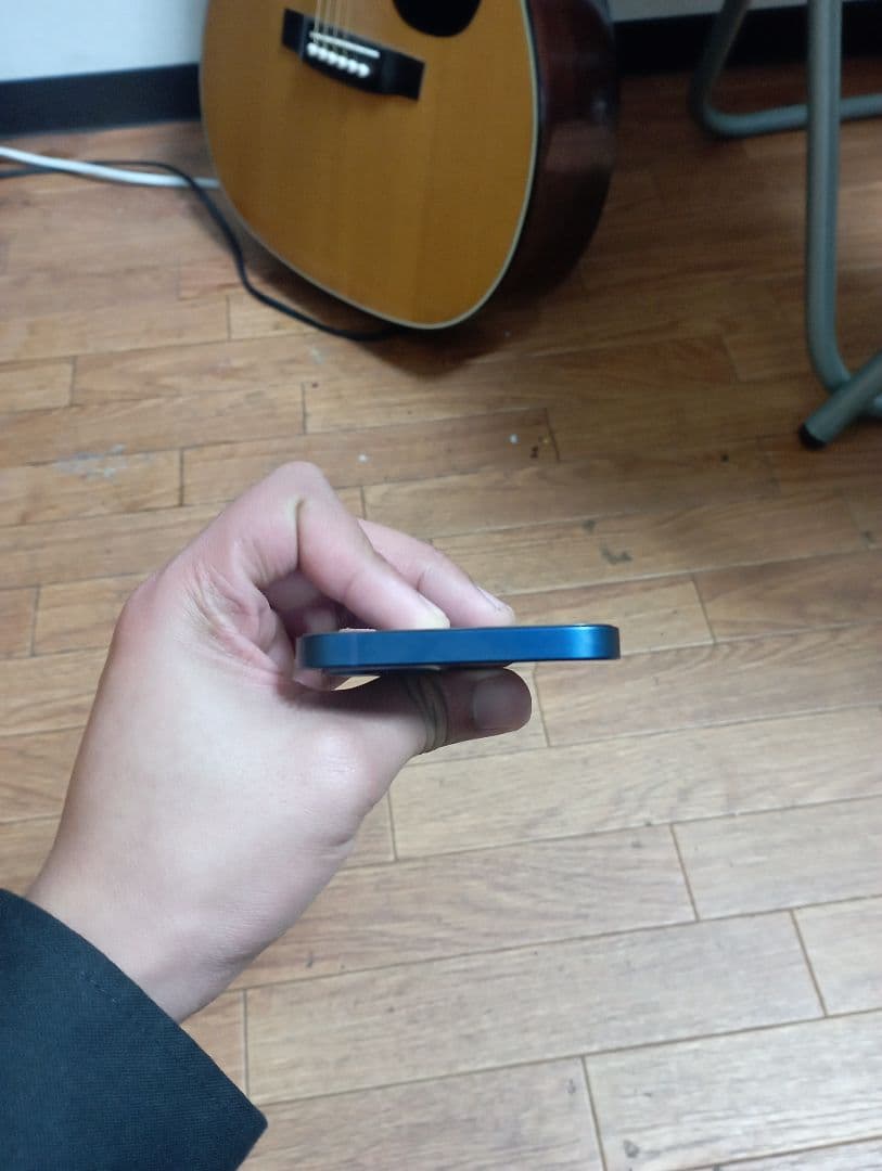 iPhone 12 ブルー 64gb