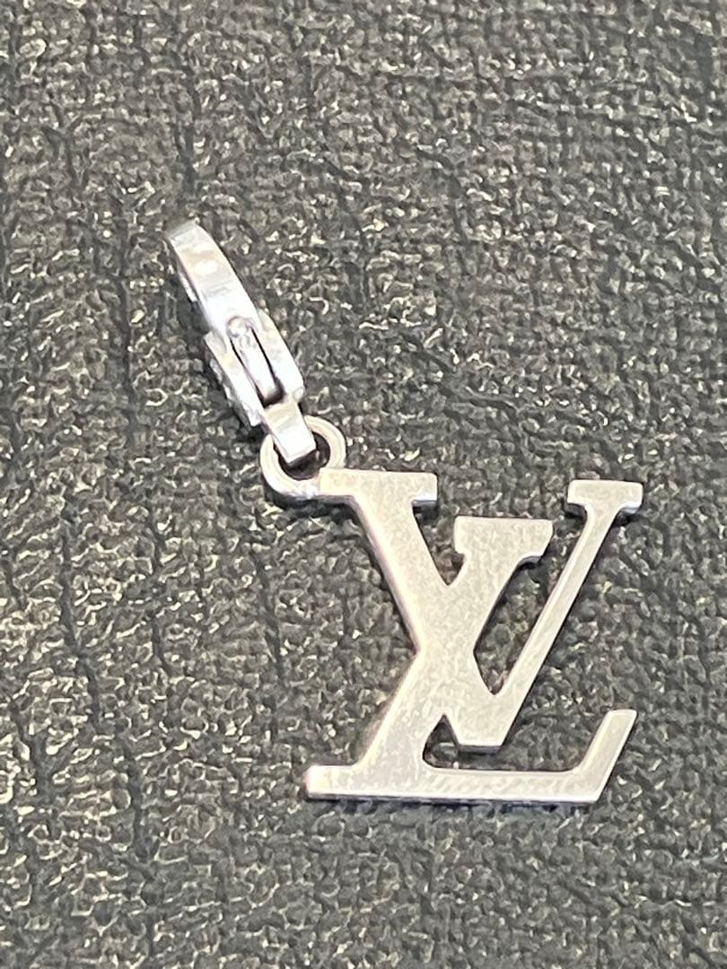 Louis Vuitton ヴィトン チャーム ドゥ モノグラム 750WG