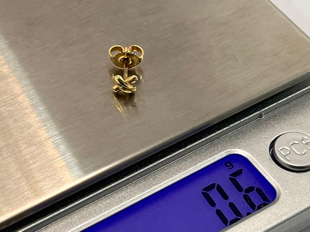 c920 ティファニー　クロス　ステッチ　AU750 k18 YG ピアス　片耳