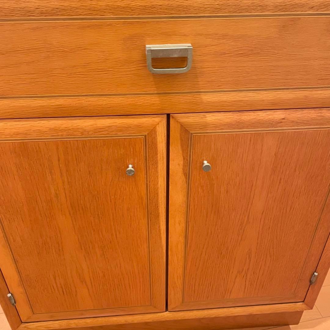 希少　Karimoku カリモク 木製 キャビネット　サイドボード　ヴィンテージ